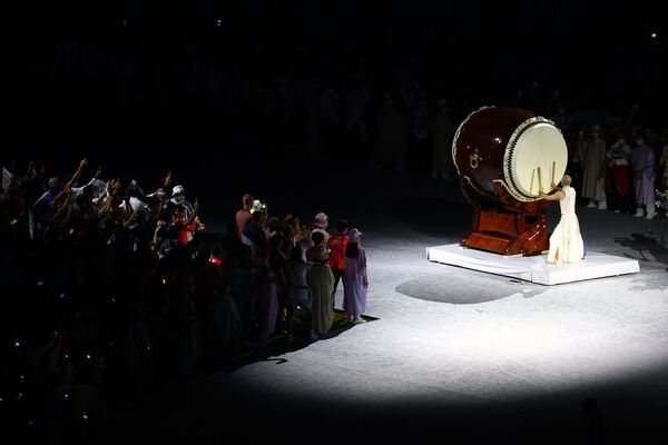 Выступление артистов на торжественной церемонии закрытия XXXII летних Олимпийских игр в Токио. - Sputnik Армения