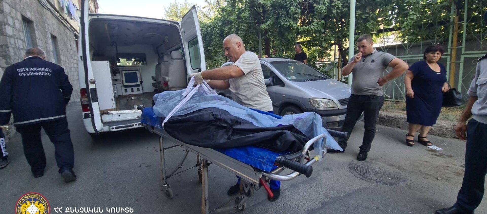 Управление полиции Шенгавита проводит арест 33-летнего жителя Еревана в связи с подозрением на убийство жены (11 августа 2021). Еревaн - Sputnik Արմենիա, 1920, 11.08.2021