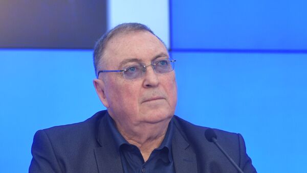 Политолог, писатель, профессор Дмитрий Выдрин - Sputnik Армения