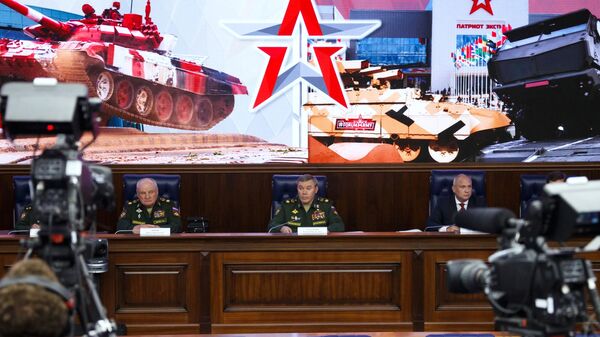 Брифинг Минобороны РФ для иностранных военных атташе в Москве - Sputnik Армения