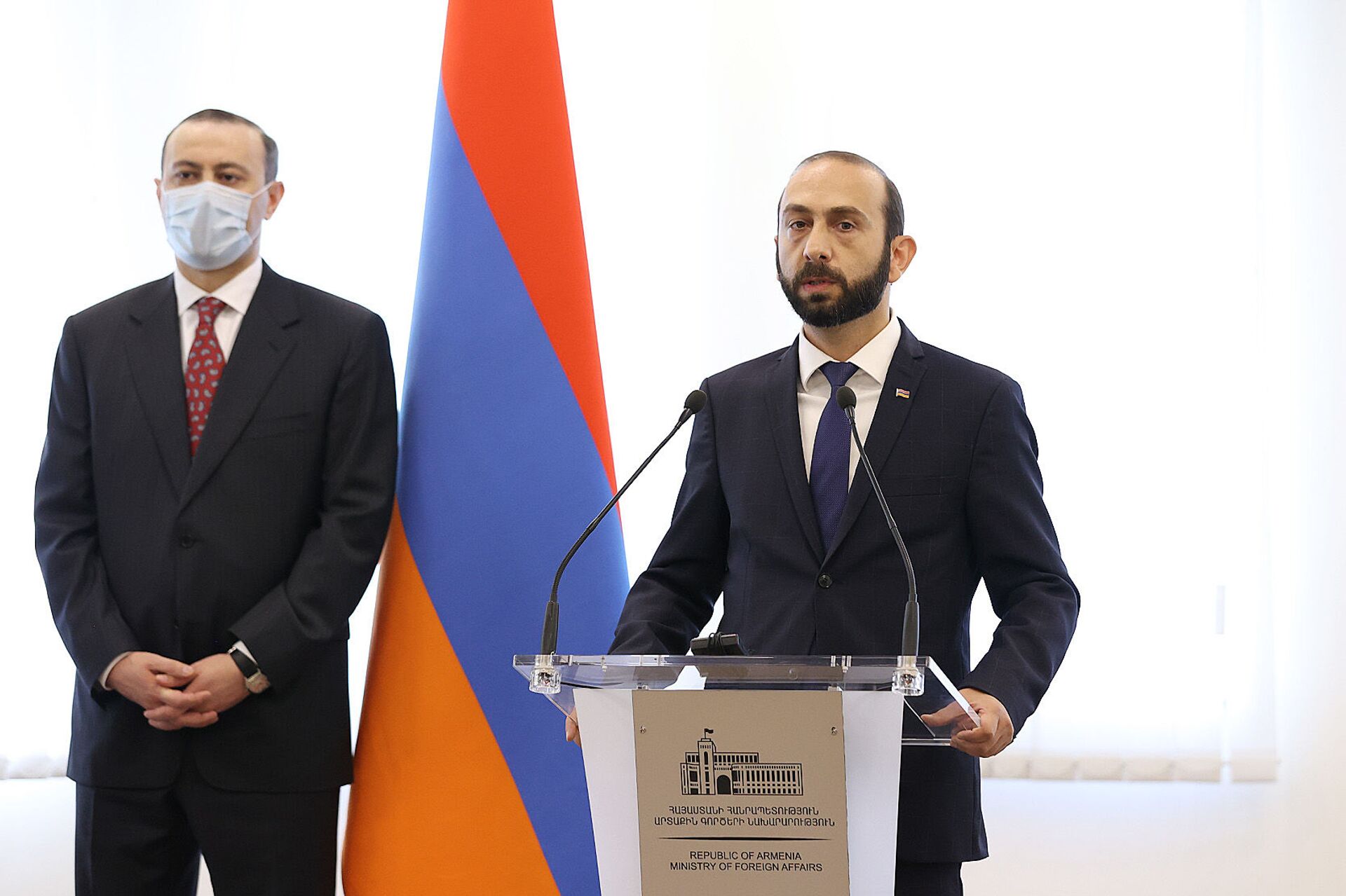 Новоназначенный министр иностранных дел Арарат Мирзоян произносит речь (21 августа 2021). Еревaн - Sputnik Армения, 1920, 14.09.2021