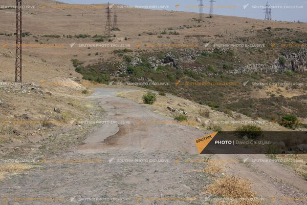 Дорога между селами Воротан и Шурнух - Sputnik Армения