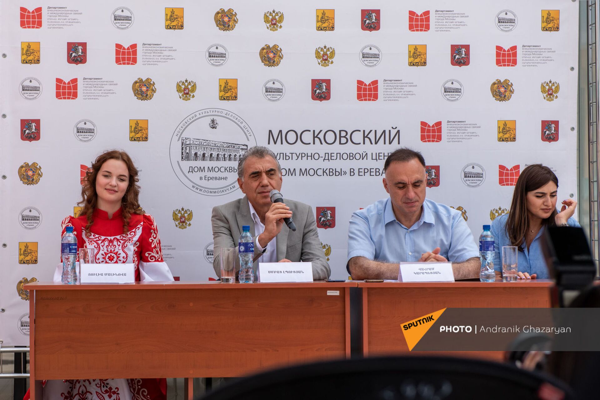 Пресс-конференция в рамках Дней Москвы в Ереване (3 сентября 2021). Еревaн - Sputnik Արմենիա, 1920, 14.09.2021