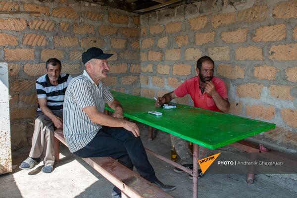 Пастухи из села Покрашен Ширакской области - Sputnik Армения