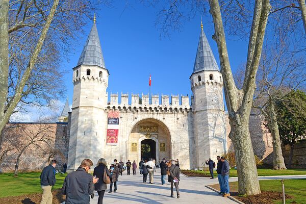 Врата приветствия дворца Топкапы в Стамбуле - Sputnik Армения
