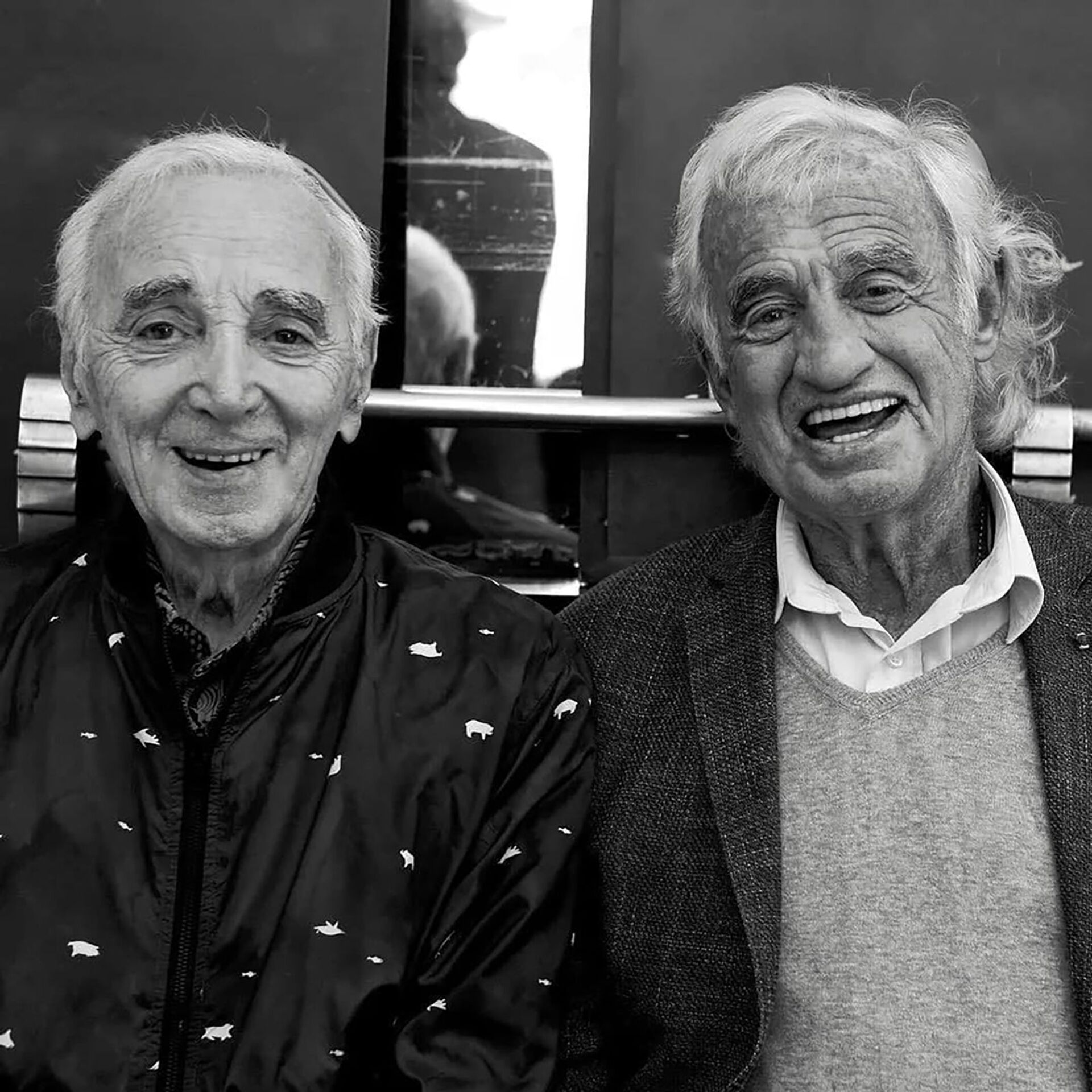 Последняя фотография Шарля Азнавура с Жан-Полем Бельмондо - Sputnik Армения, 1920, 14.09.2021