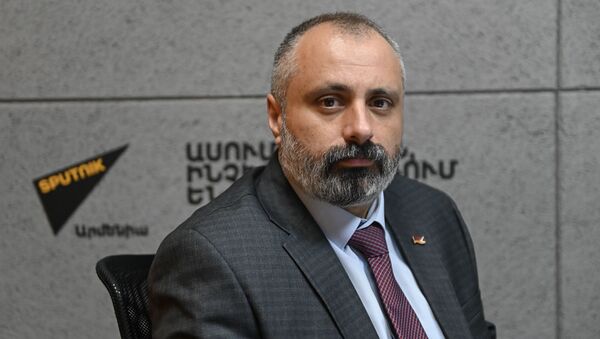Давид Бабаян в гостях радио Sputnik - Sputnik Армения