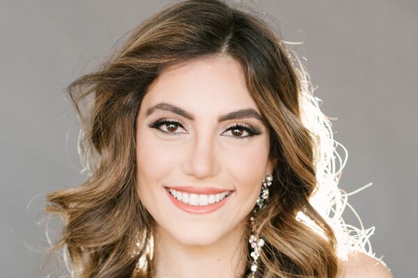 Участница конкурса Мисс Вселенная Армения и Мисс мира Армения Кристина Аянян - Sputnik Армения