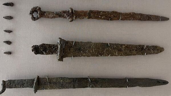 Древние мечи Киевского археологического музея - Sputnik Армения