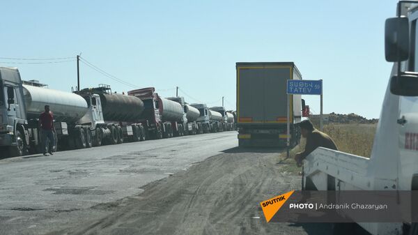 Фуры на трассе - Sputnik Армения