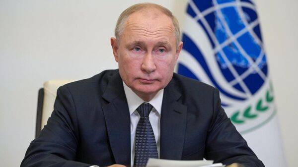 Президент РФ В. Путин по видеосвязи принял участие в заседании Совета глав государств - членов ШОС - Sputnik Армения