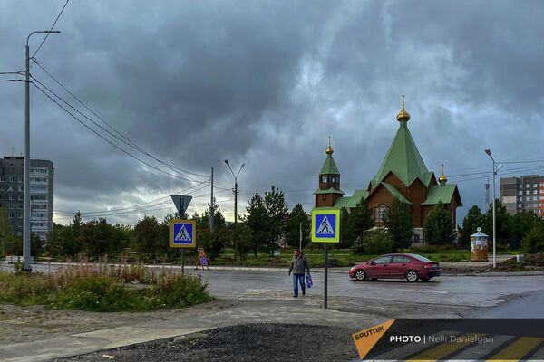Церковь в городе Полярные Зори - Sputnik Армения