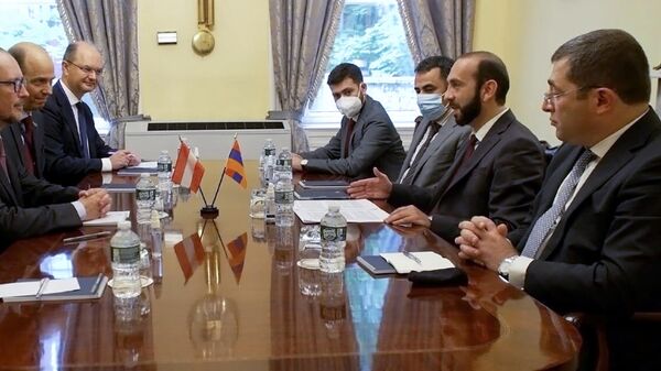 Встреча глав МИД Армении и Австрии Арарата Мирзояна и Александра Шаленберга (22 сентября 2021). Нью-Йорк - Sputnik Армения