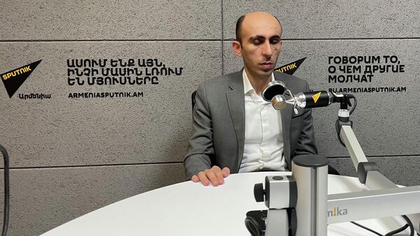 Госминистр Карабаха Артак Бегларян в гостях радио Sputnik - Sputnik Армения