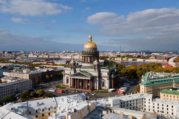 Вид с воздуха на Исаакиевский собор в Санкт-Петербурге. - Sputnik Армения