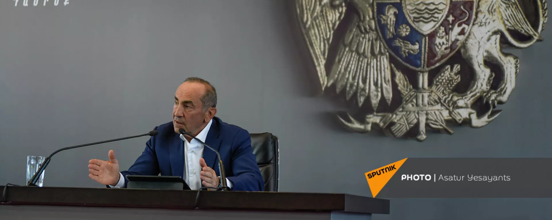 Пресс-конференция второго президента РА, лидера блока Армения Роберта Кочаряна (4 октября 2021). Еревaн - Sputnik Армения, 1920, 03.11.2021