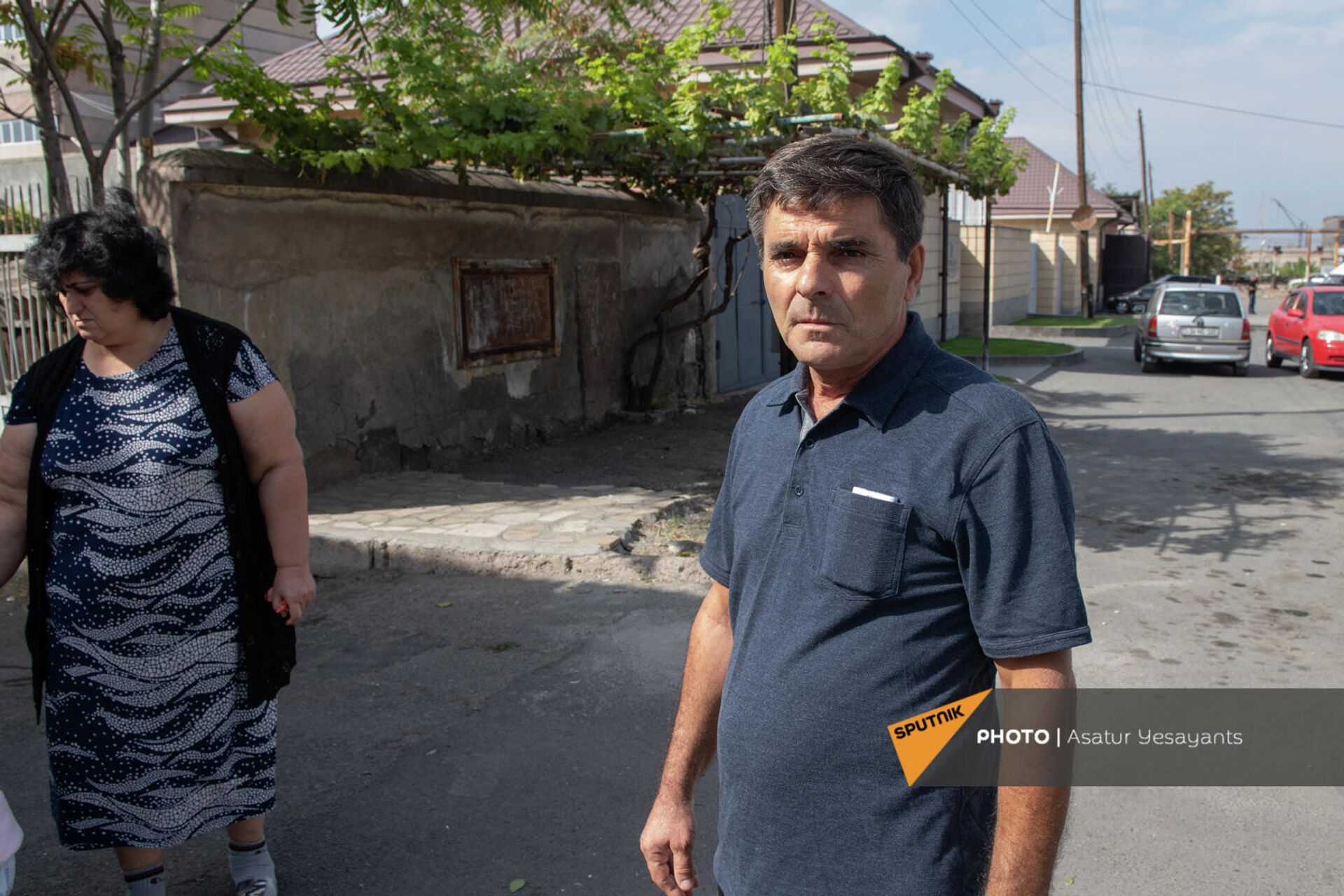 Микаел Багдагулян, проживает по соседству со свинофермой Ви Ар Агро  - Sputnik Армения, 1920, 07.10.2021