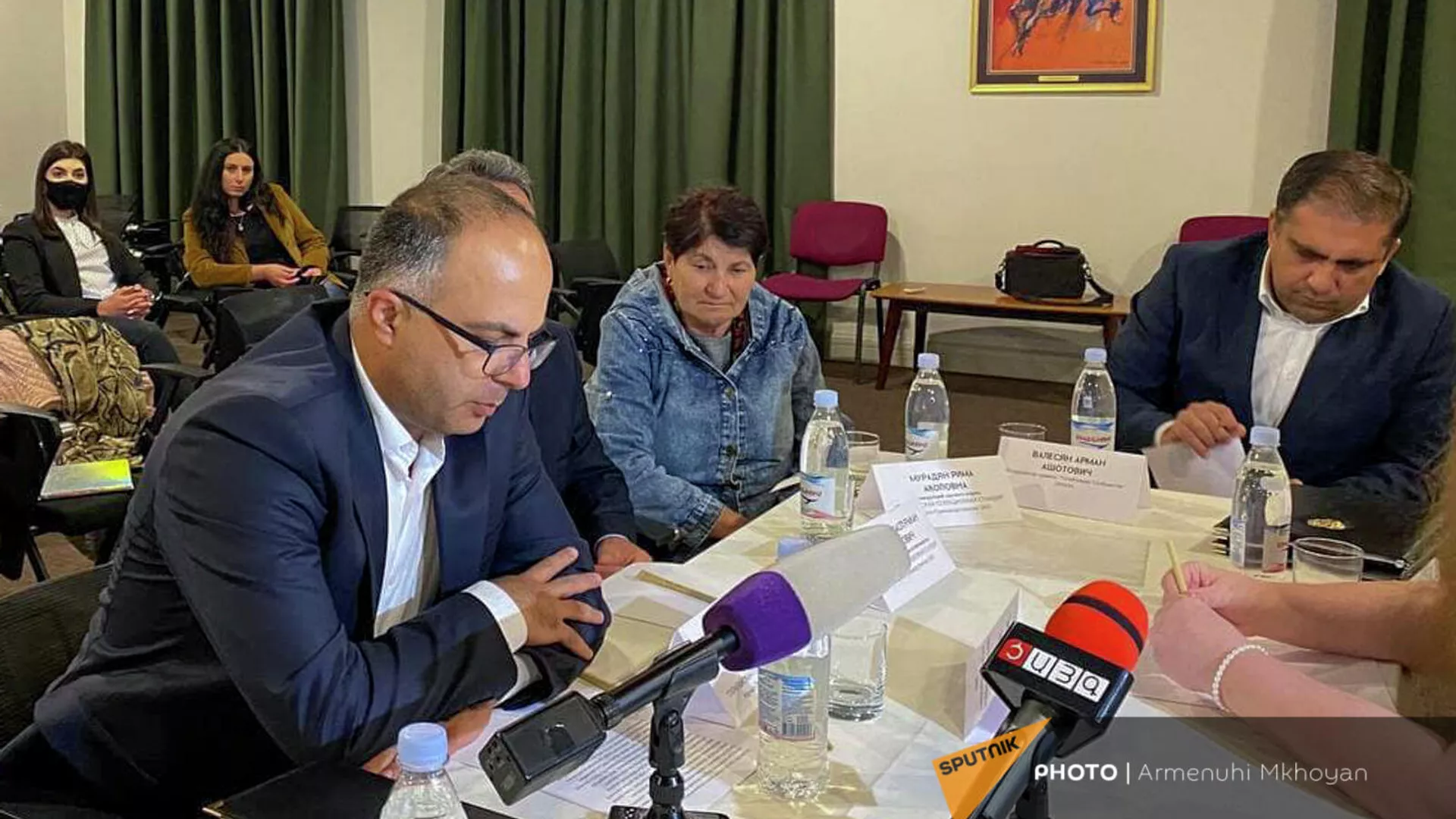 Подписание договора о сотрудничестве между Всероссийским институтом генетических ресурсов растений имени Н.И. Вавилова и Министерством науки и высшего образования Армении (7 октября 2021). Гюмри Подписание договора о сотрудничестве между Всероссийским институтом генетических ресурсов растений имени Н.И. Вавилова и Министерством науки и высшего образования Армении (7 октября 2021). Гюмри - Sputnik Армения, 1920, 07.10.2021