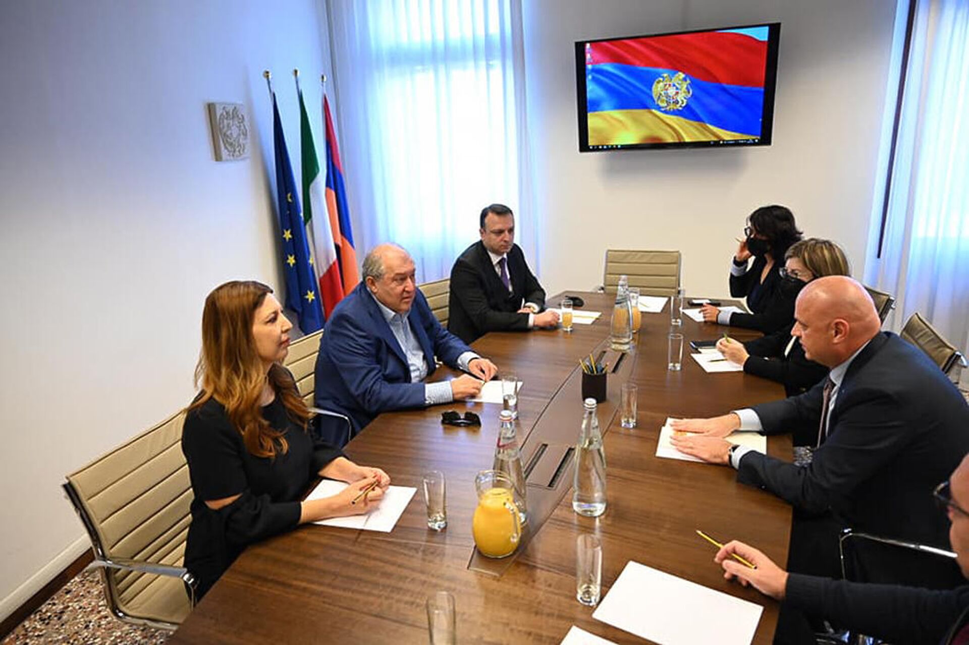 Президент Армен Саркисян посетил почетное консульство Армении в Венеции. - Sputnik Армения, 1920, 09.10.2021