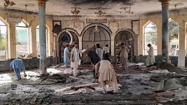 Последствия взрыва внутри мечети в Кундузе, Афганистан - Sputnik Армения