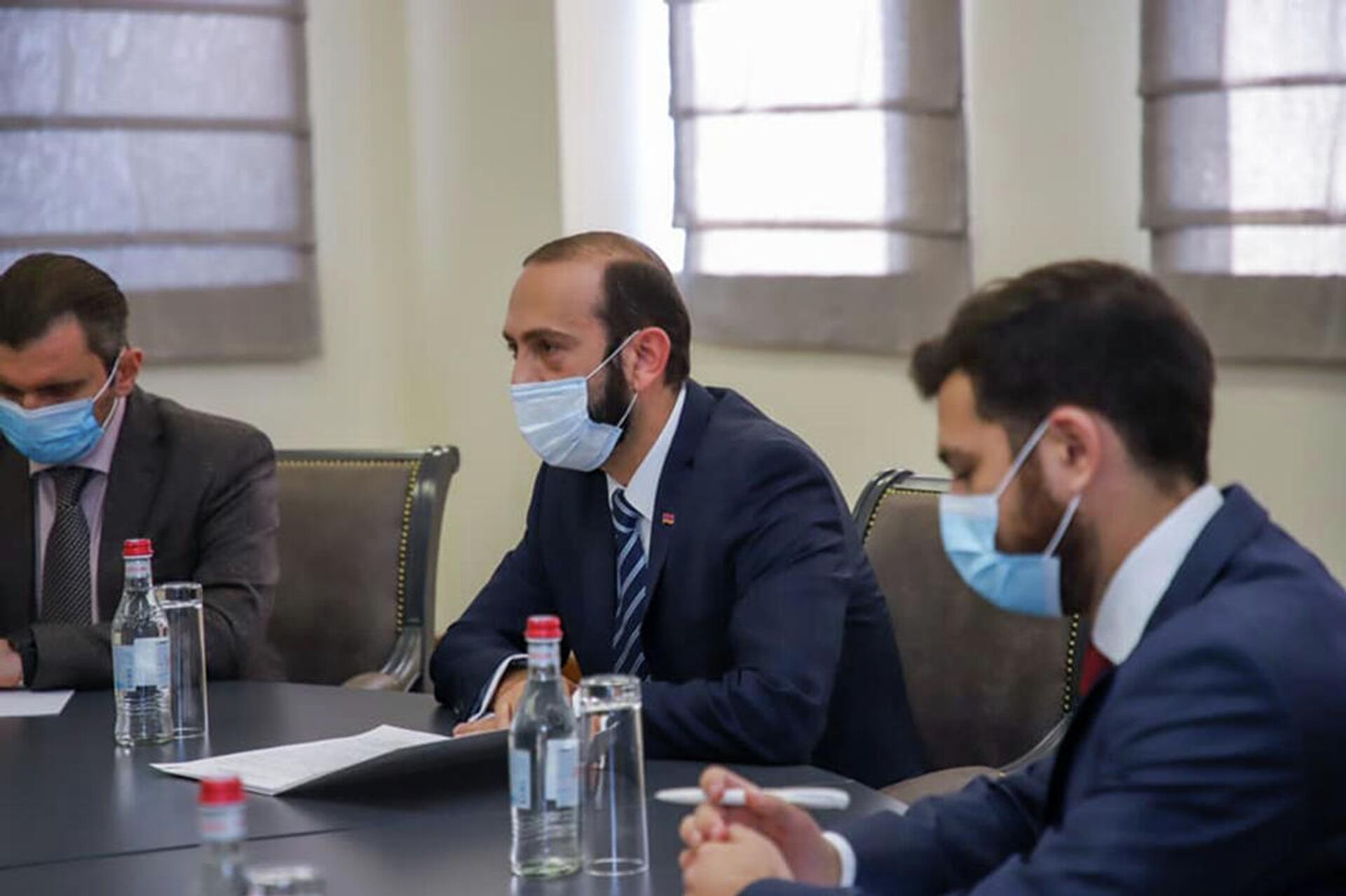 Министр иностранных дел РА Арарат Мирзоян принял посла Беларуси в Армении Александра Конюка (11 октября 2021). Еревaн - Sputnik Армения, 1920, 11.10.2021