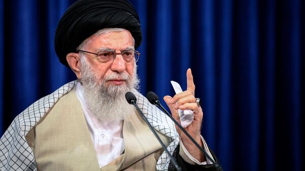 Верховный лидер Ирана Аятолла Али Хаменеи обращается к нации с телевизионной речью, посвященной празднику Ид аль-Адха (31 июля 2020). Тегеран - Sputnik Արմենիա