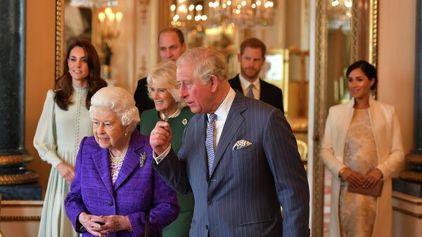 Британская королевская семья во время приема в Букингемском дворце по случаю пятидесятой годовщины вступления в должность принца Уэльского (5 марта 2019). Лондон - Sputnik Армения