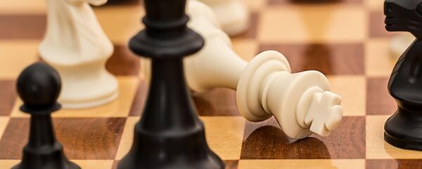 Шахматные фигуры на доске - Sputnik Արմենիա