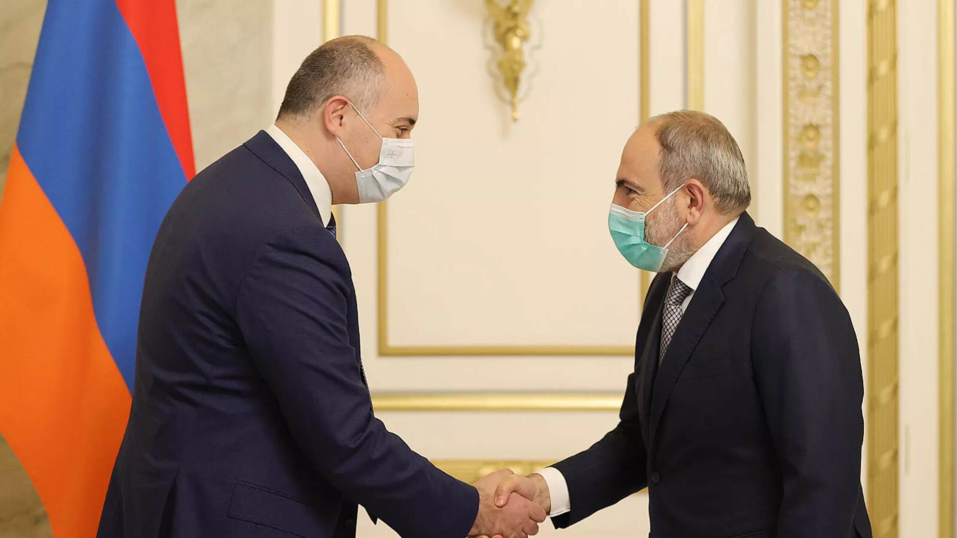 Премьер-министр Никол Пашинян принял министра обороны Грузии Джуаншера Бурчуладзе (2 ноября 2021). Еревaн Премьер-министр Никол Пашинян принял министра обороны Грузии Джуаншера Бурчуладзе (2 ноября 2021). Еревaн - Sputnik Армения, 1920, 02.11.2021
