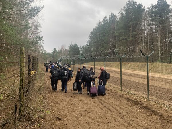 Փախստականները լեհ-բելառուսական սահմանին - Sputnik Արմենիա