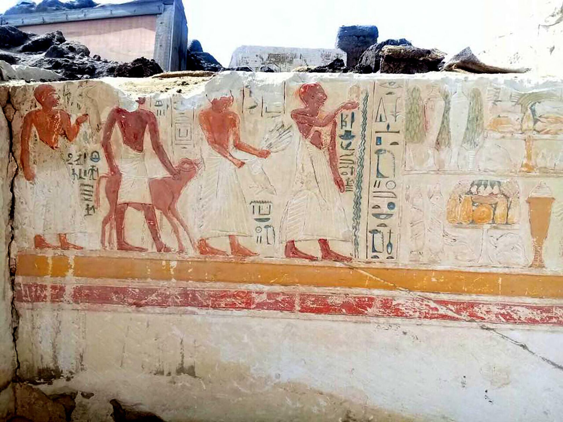 Древнеегипетская фреска, найденная в гробнице генерала армии по имени Иврия, обнаруженная археологами в Саккаре - Sputnik Армения, 1920, 19.11.2021