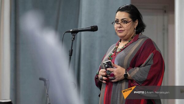 Российская джазовая певица  Мариам Мерабова в Ереване - Sputnik Армения