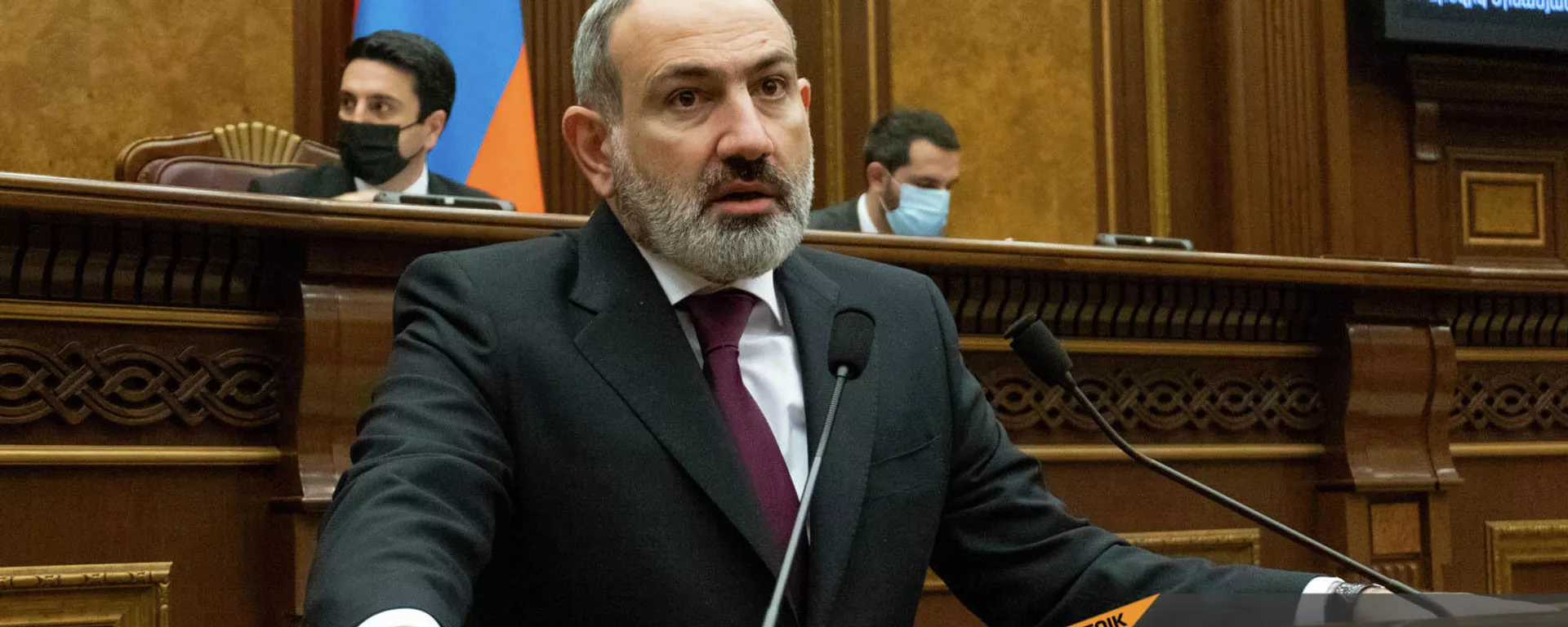 Никол Пашинян во время выступления на заседании НС (8 декабря 2021). Еревaн - Sputnik Армения, 1920, 08.12.2021