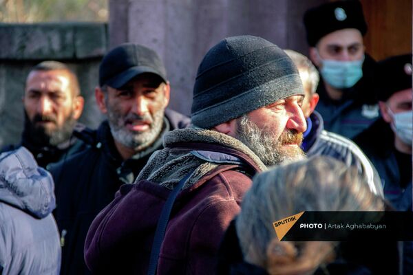 Գերիների և անհետ կորածների հարազատների բողոքի ակցիան Երևանում - Sputnik Արմենիա