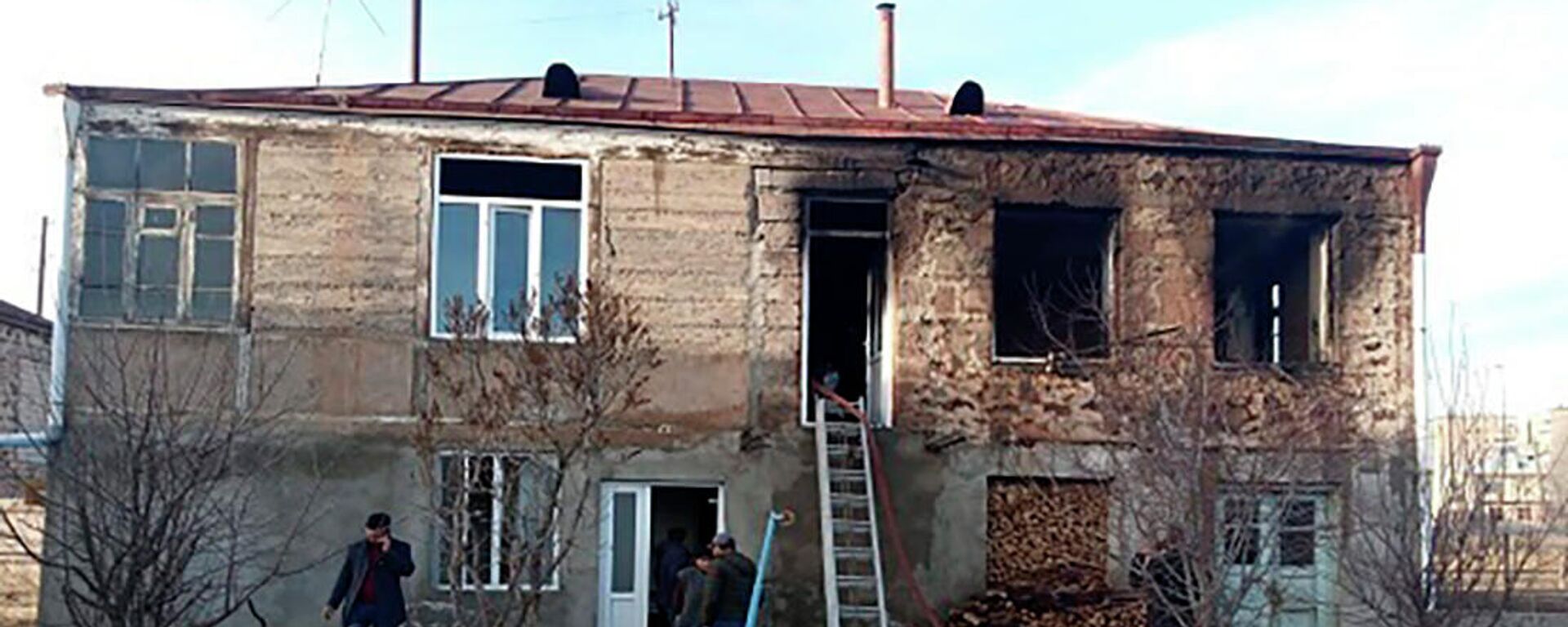 Пожар в жилом доме в Гаваре - Sputnik Армения, 1920, 12.12.2021