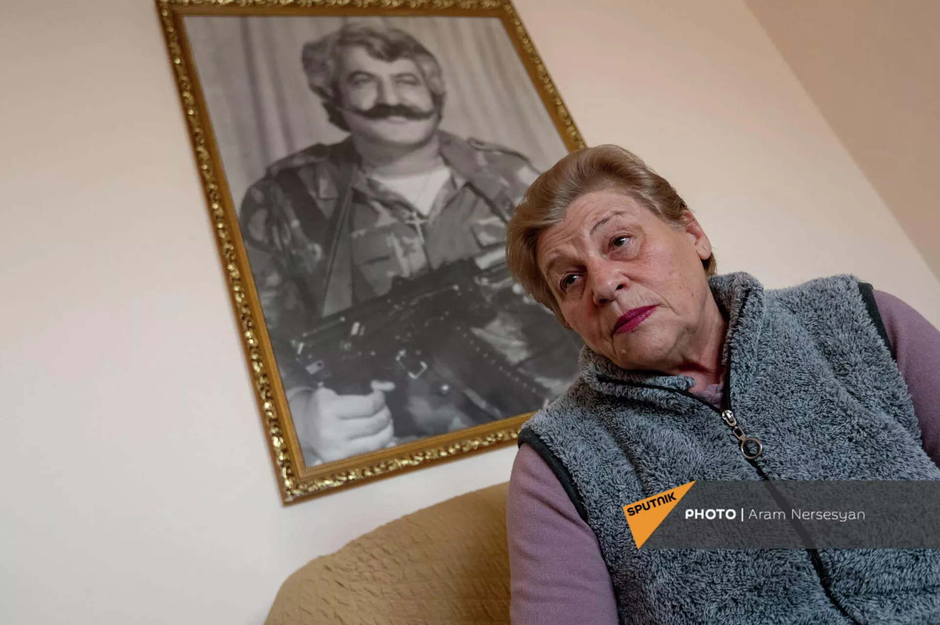 Вдова Национального героя Армении Гегазника Микаеляна Эмилия - Sputnik Армения, 1920, 22.12.2021