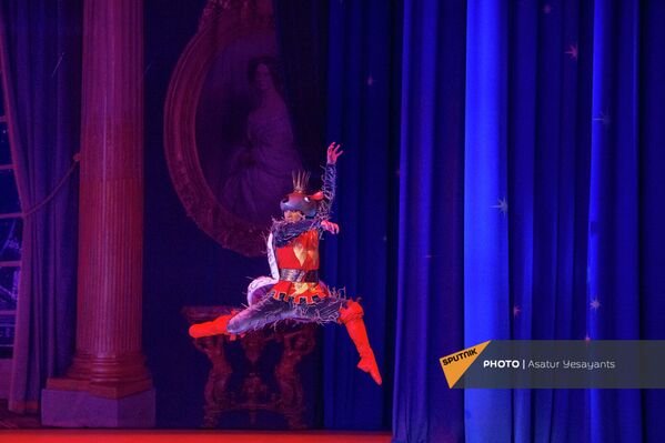 «Մարդուկ-ջարդուկը» բալետը Ա․Սպենդիարյանի անվան օպերայի և բալետի թատրոնի բեմում - Sputnik Արմենիա