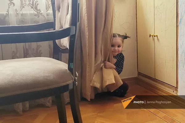 Прятки в доме Нжде Хачатряна - Sputnik Армения