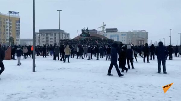 Գազի գների բարձրացման դեմ բողոքի ակցիա Ղազախստանի Ատիռաու քաղաքում - Sputnik Արմենիա