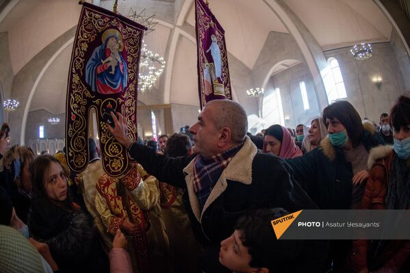 Рождественская литургия в церкви Сурб Григор Лусаворич - Sputnik Армения