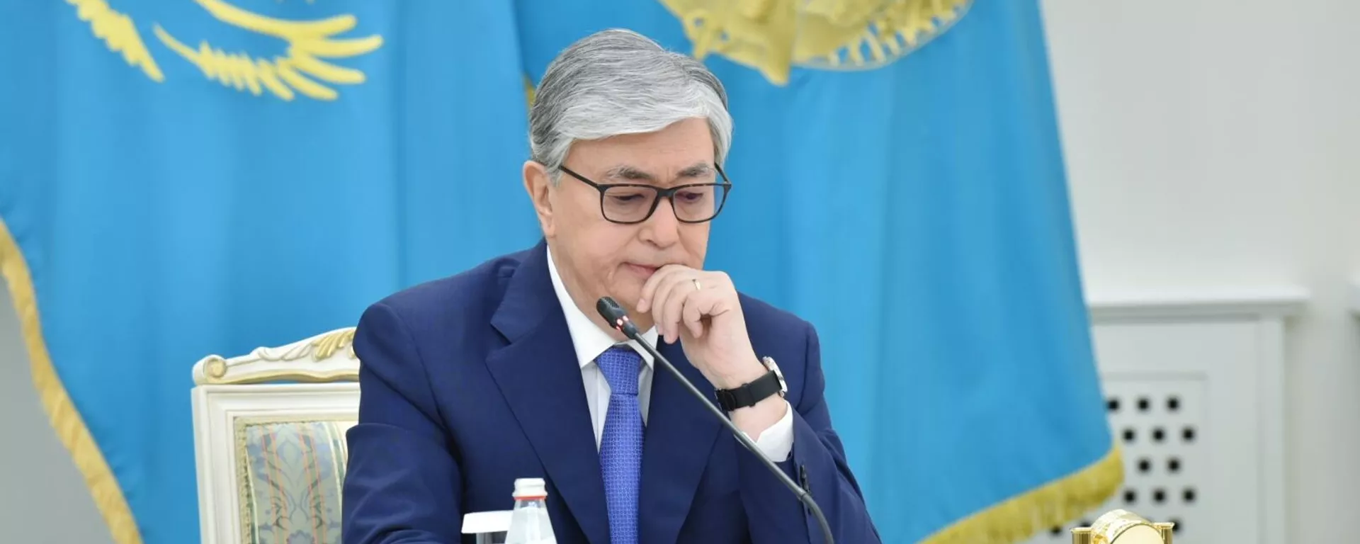 И․о․ президента Казахстана Касым-Жомарт Токаев во время пресс-конференции после оглашения предварительных итогов выборов президента (10 июня 2019). Нур-Султан - Sputnik Армения, 1920, 08.01.2022