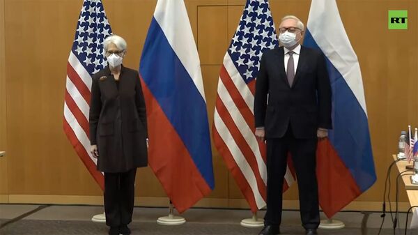 Первые кадры с российско-американских переговоров о гарантиях безопасности. - Sputnik Армения