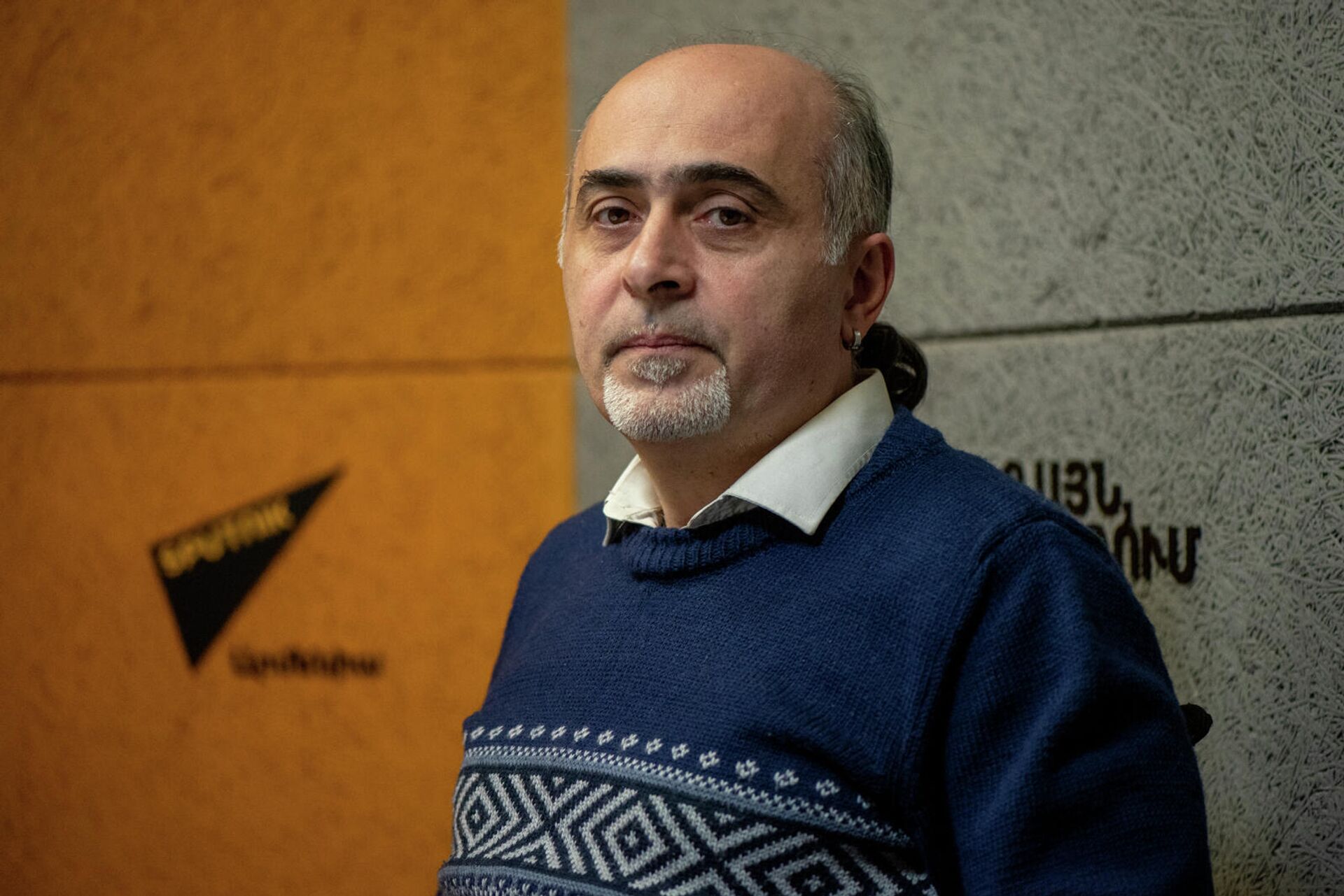 Տեղեկատվական անվտանգության փորձագետ Սամվել Մարտիրոսյանը Sputnik ռադիոկայանի տաղավարում - Sputnik Արմենիա, 1920, 24.02.2026