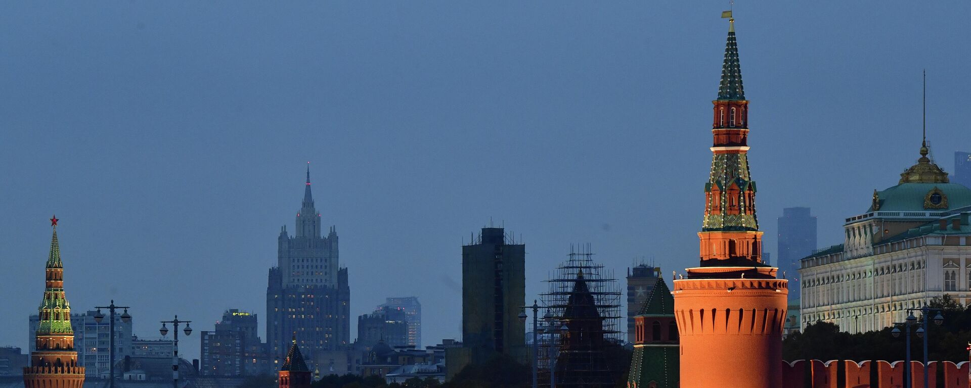 Մոսկվայի Կրեմլն ու Մեծ Մոսկվորեցկի կամուրջը - Sputnik Արմենիա, 1920, 24.01.2022