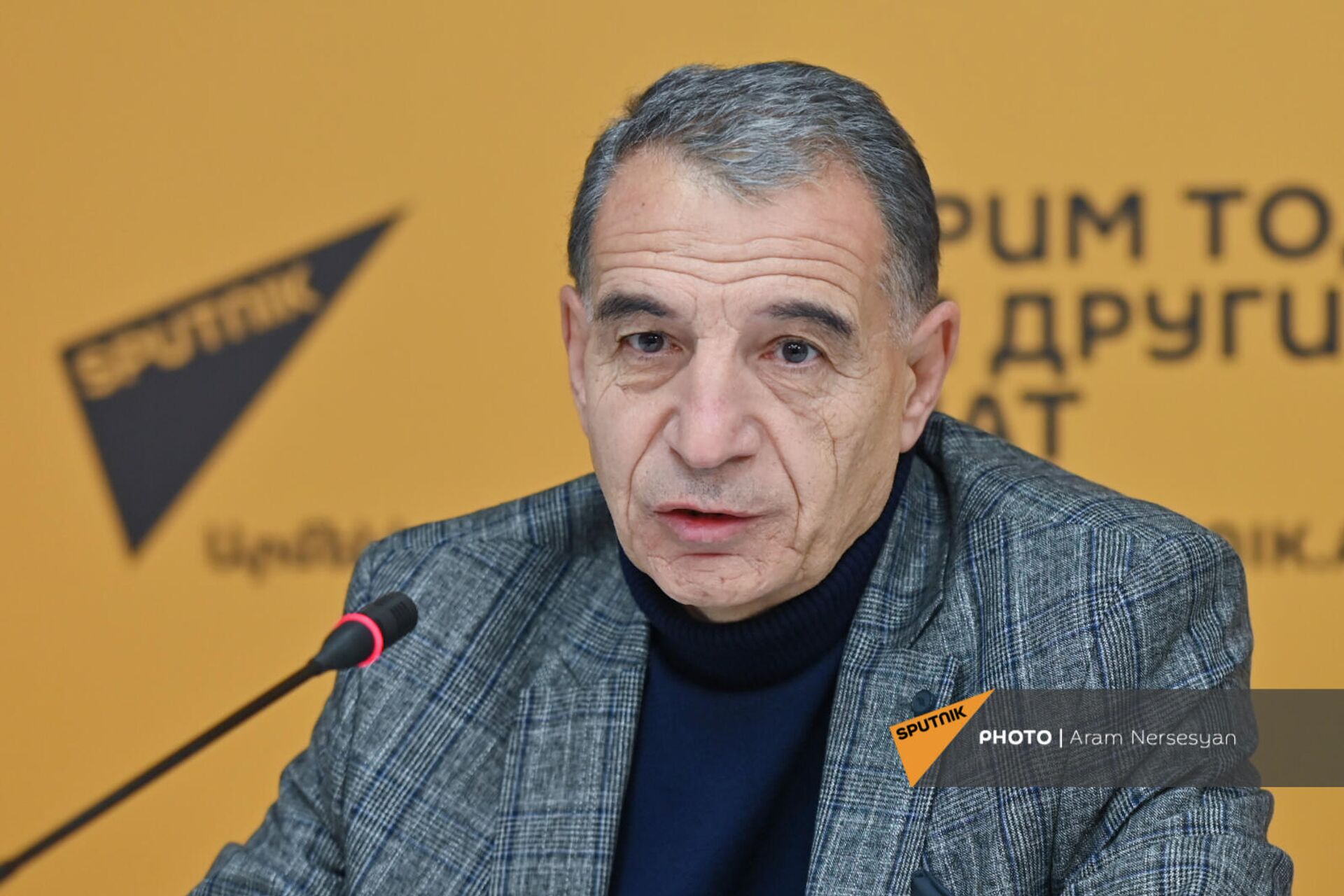 Пресс-конференция с участием кандидата экономических наук Ара Каряна на тему транзита газа по территории Армении (14 января 2022). Еревaн - Sputnik Армения, 1920, 14.01.2022