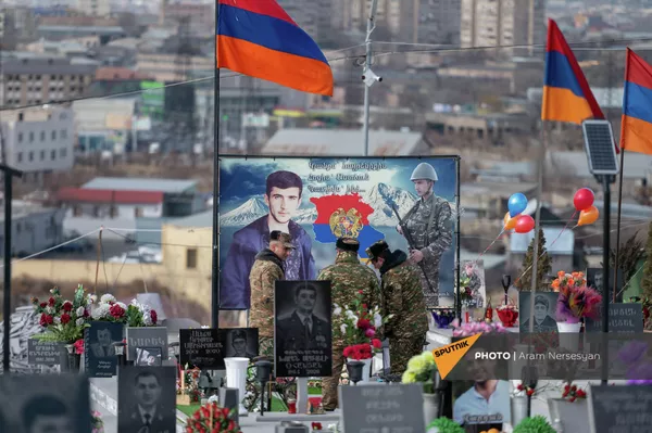День армии в Ераблуре - Sputnik Армения