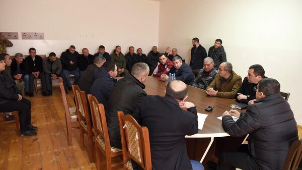 Президент Арутюнян посетил с рабочим визитом общины Гарнaкар, Шахмасур, Цмакаох и Атерк Мартакертского района - Sputnik Армения