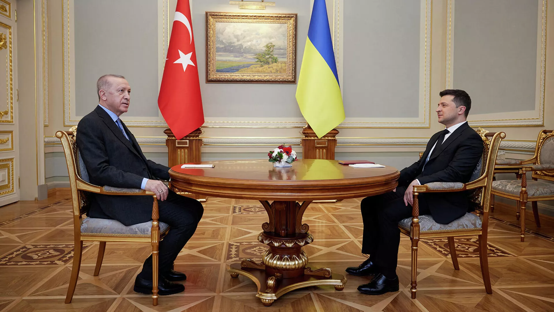 Президенты Украины и Турции Владимир Зеленский и Реджеп Тайип Эрдоган во время встречи (3 февраля 2022). Киев