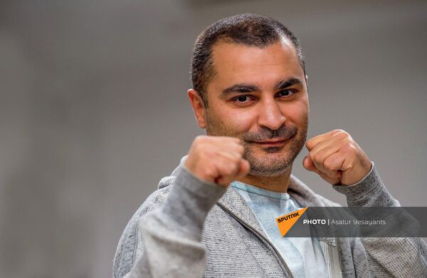 Бывший боксер Вик Дарчинян Бывший боксер Вик Дарчинян - Sputnik Արմենիա