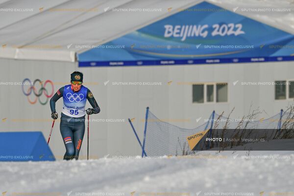 Դահուկորդ Անգելինա Մուրադյանը 22-րդ ձմեռային Օլիմպիական խաղերի 10կմ դասական ոճով մրցման ժամանակ (10 փետրվարի, 2022թ). Պեկին - Sputnik Արմենիա